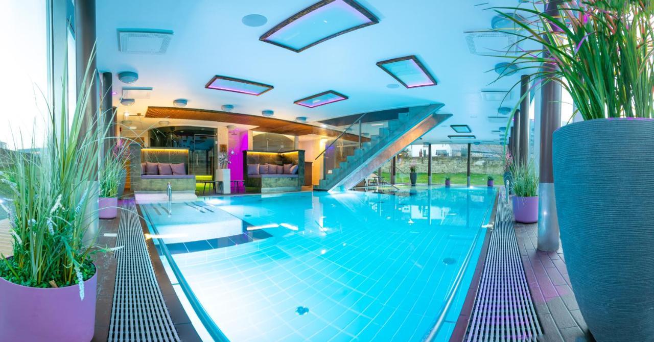 Johan Suites & Spa Kuressaare Extérieur photo