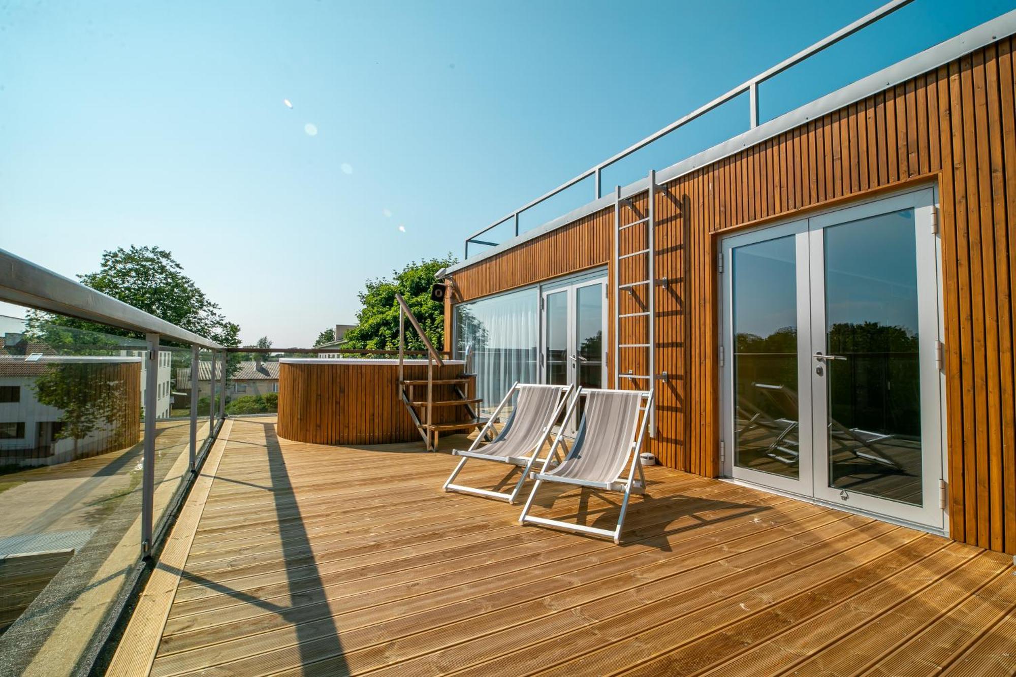 Johan Suites & Spa Kuressaare Extérieur photo